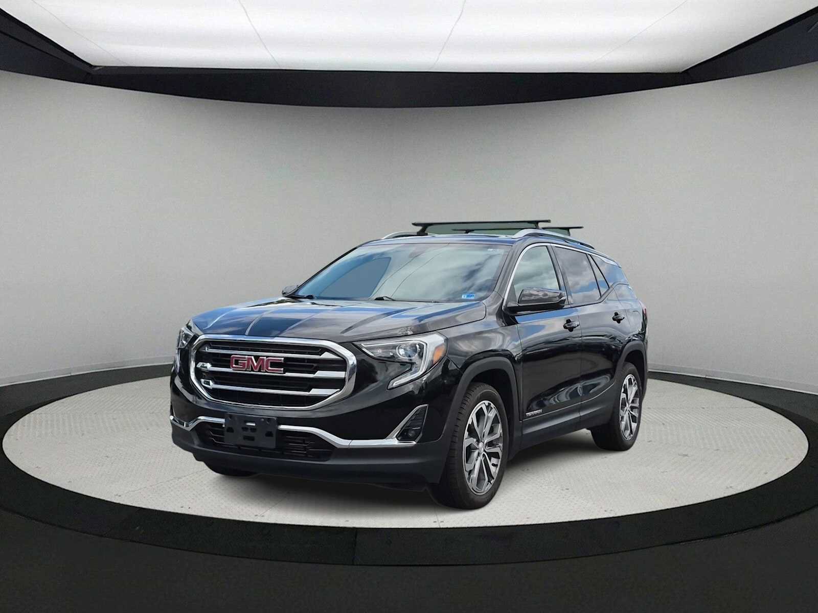 Used 2019 GMC Terrain SLT w/ Preferred Package AWD/4WD image 4