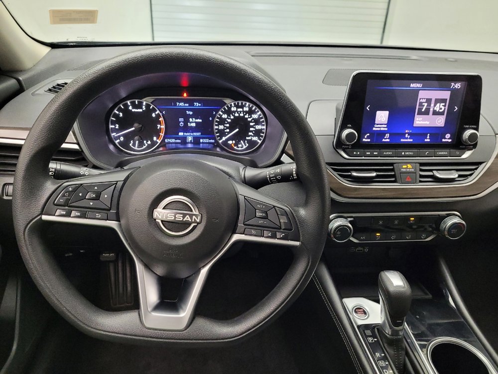 Used 2023 Nissan Altima 2.5 SV image 22
