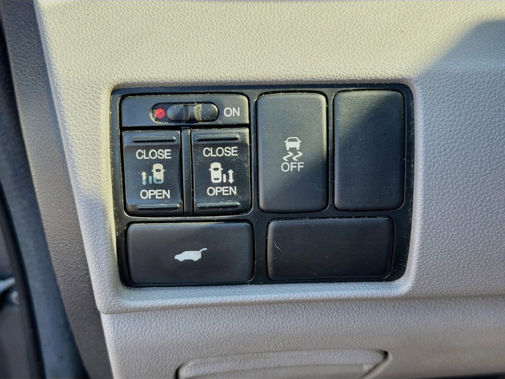 Used 2013 Honda Odyssey EX-L image 17