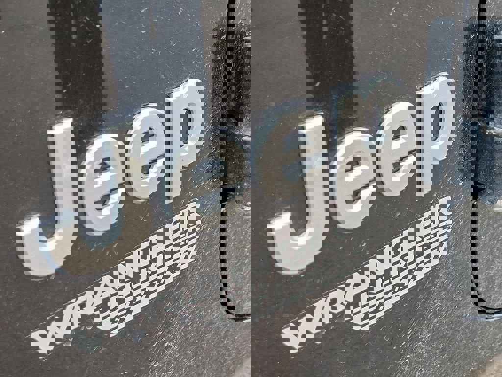 Used 2018 Jeep Wrangler Unlimited Sport S image 16