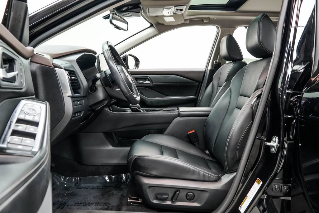 Used 2023 Nissan Rogue SL w/ SL Premium Package AWD/4WD image 16