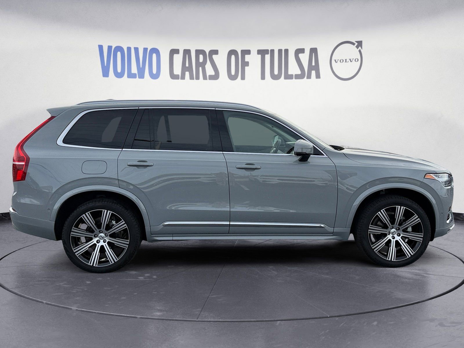 New 2025 Volvo XC90 B6 Plus image 6