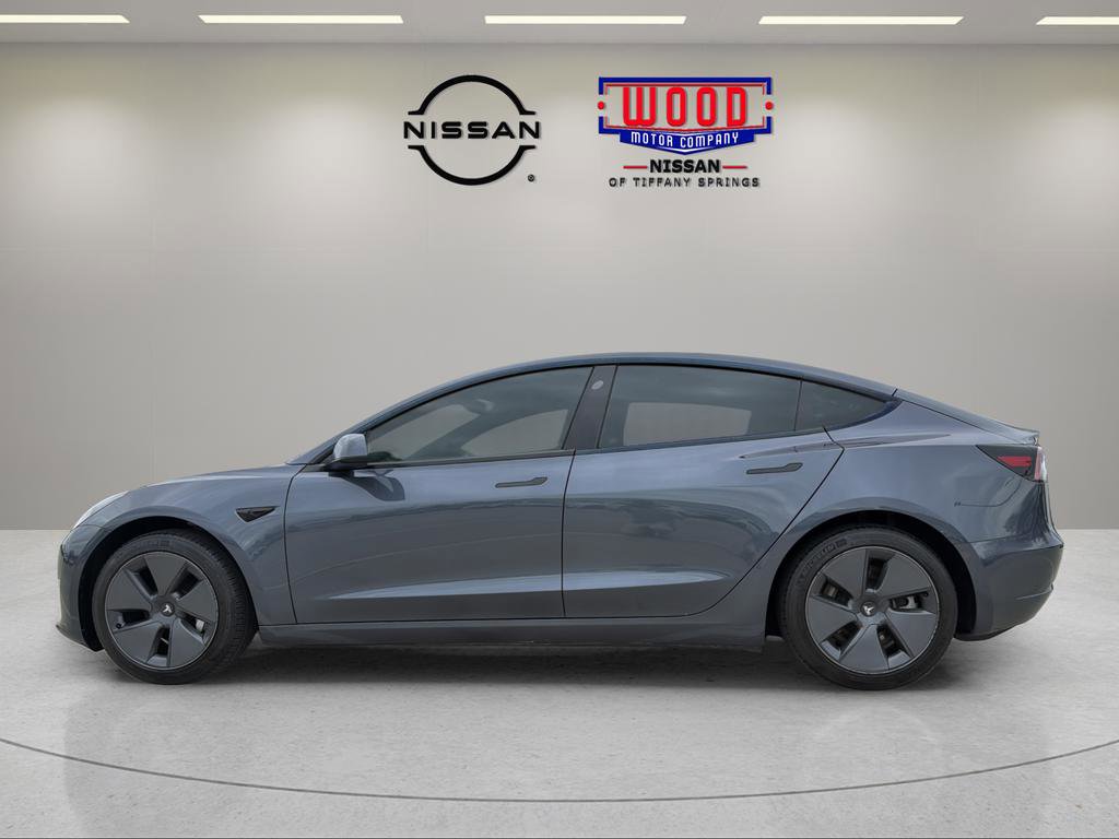 Used 2023 Tesla Model 3 Standard Range image 5