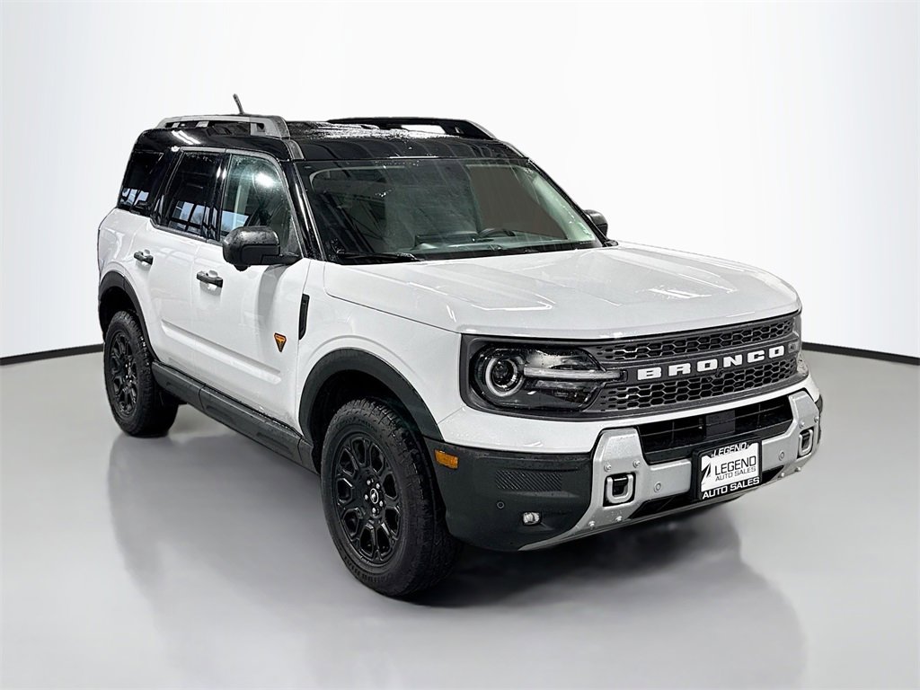 Used 2025 Ford Bronco Sport Badlands image 3