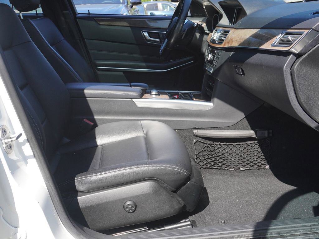 Used 2015 Mercedes-Benz E 350 4MATIC Sedan image 27