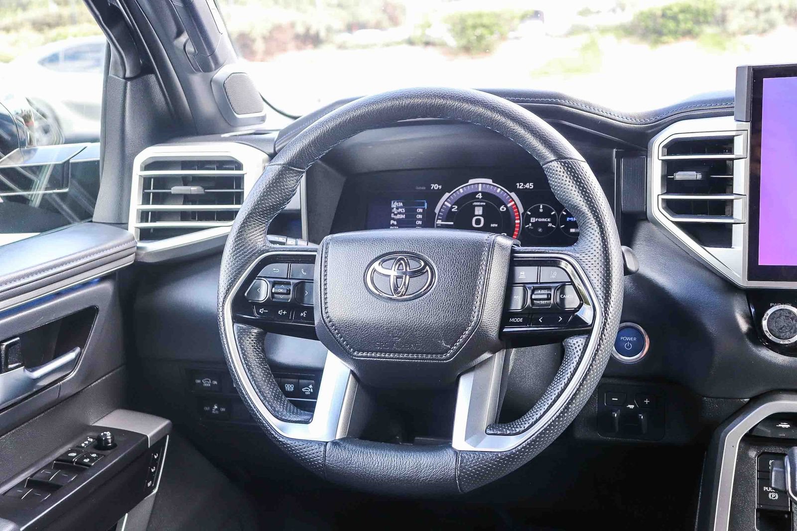 Certified 2024 Toyota Sequoia Platinum AWD/4WD image 18