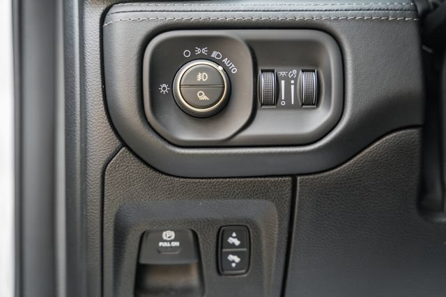 Used 2019 RAM 1500 Limited AWD/4WD image 54