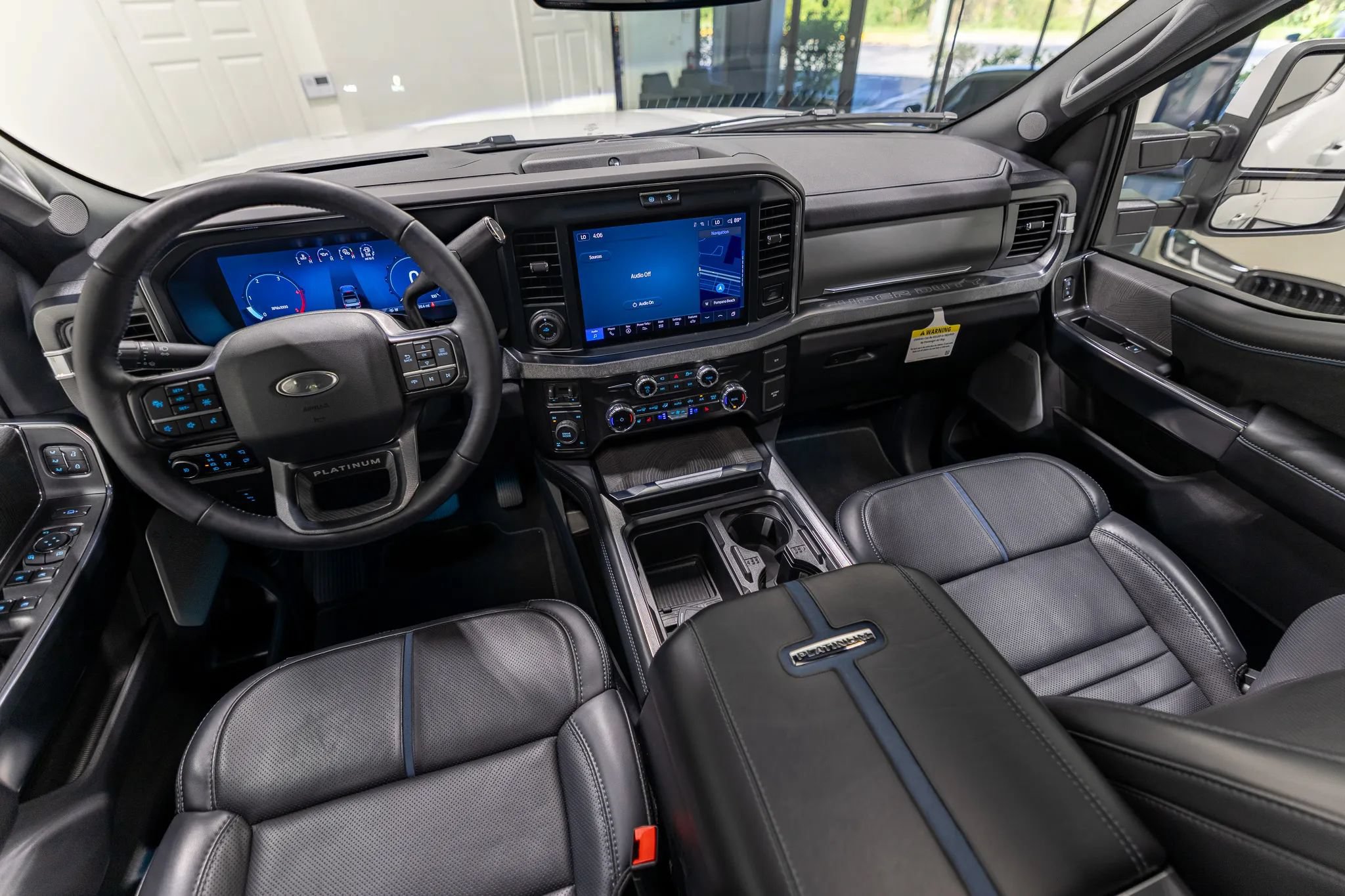 Used 2025 Ford F250 Platinum AWD/4WD image 43