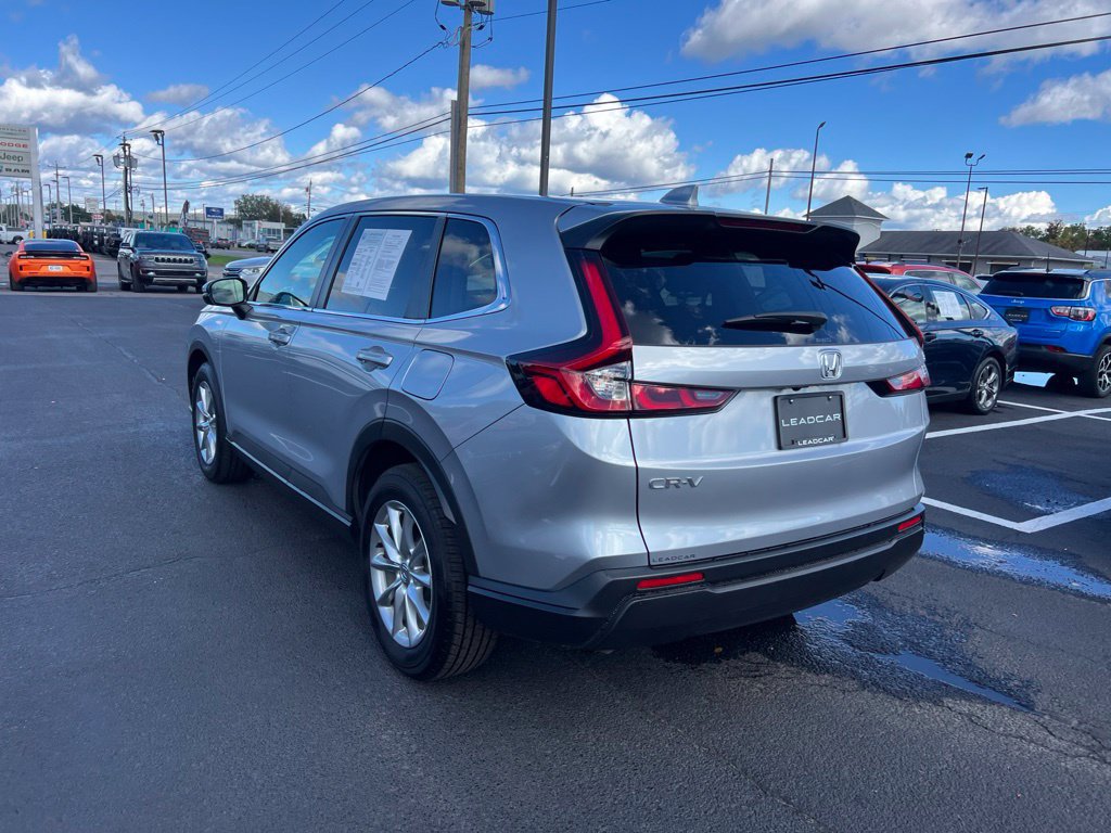 Certified 2026 Honda CR-V EX image 3