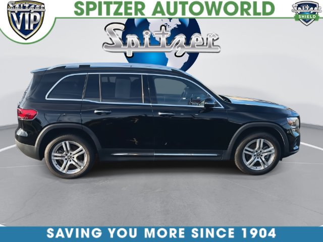 Used 2023 Mercedes-Benz GLB 250 4MATIC w/ Premium Package image 16
