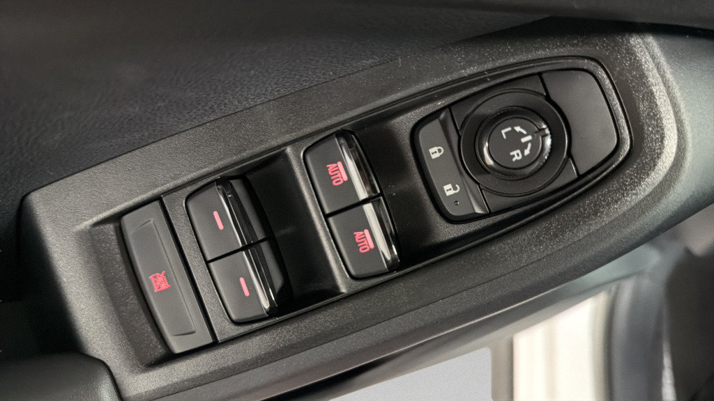 New 2026 Subaru Crosstrek 2.5i Premium AWD/4WD image 15