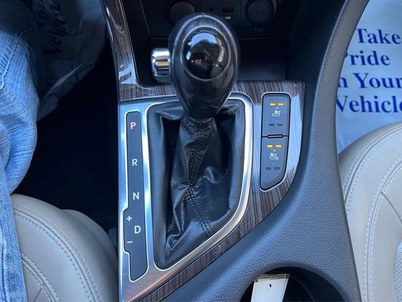 Used 2011 Kia Optima EX w/ Premium Pkg image 13