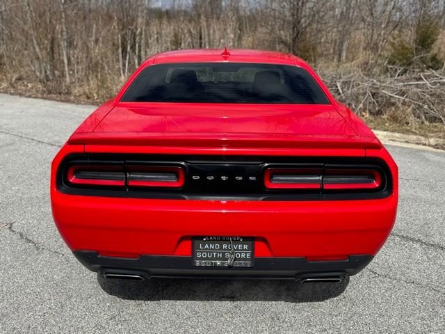 Used 2016 Dodge Challenger R/T w/ Driver Convenience Group image 6