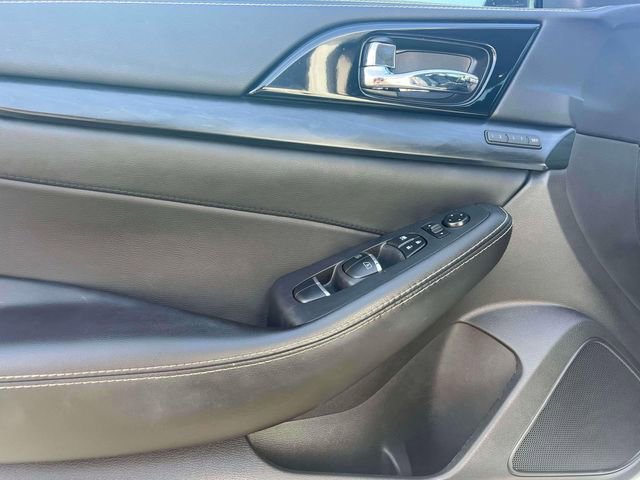 Used 2023 Nissan Maxima Platinum w/ Sport Mat Group FWD image 24