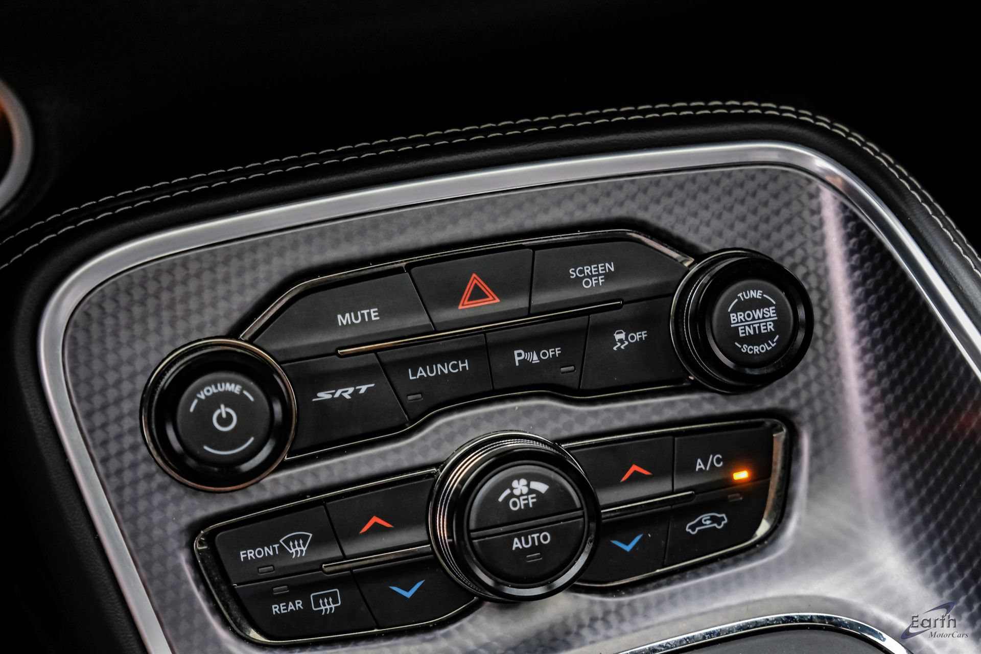 Used 2018 Dodge Challenger SRT Hellcat RWD image 78