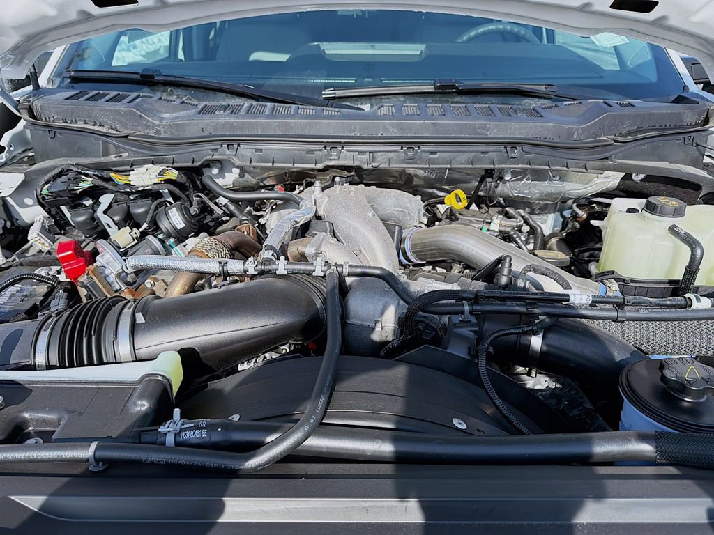 New 2026 Ford F550 4x4 Crew Cab image 11