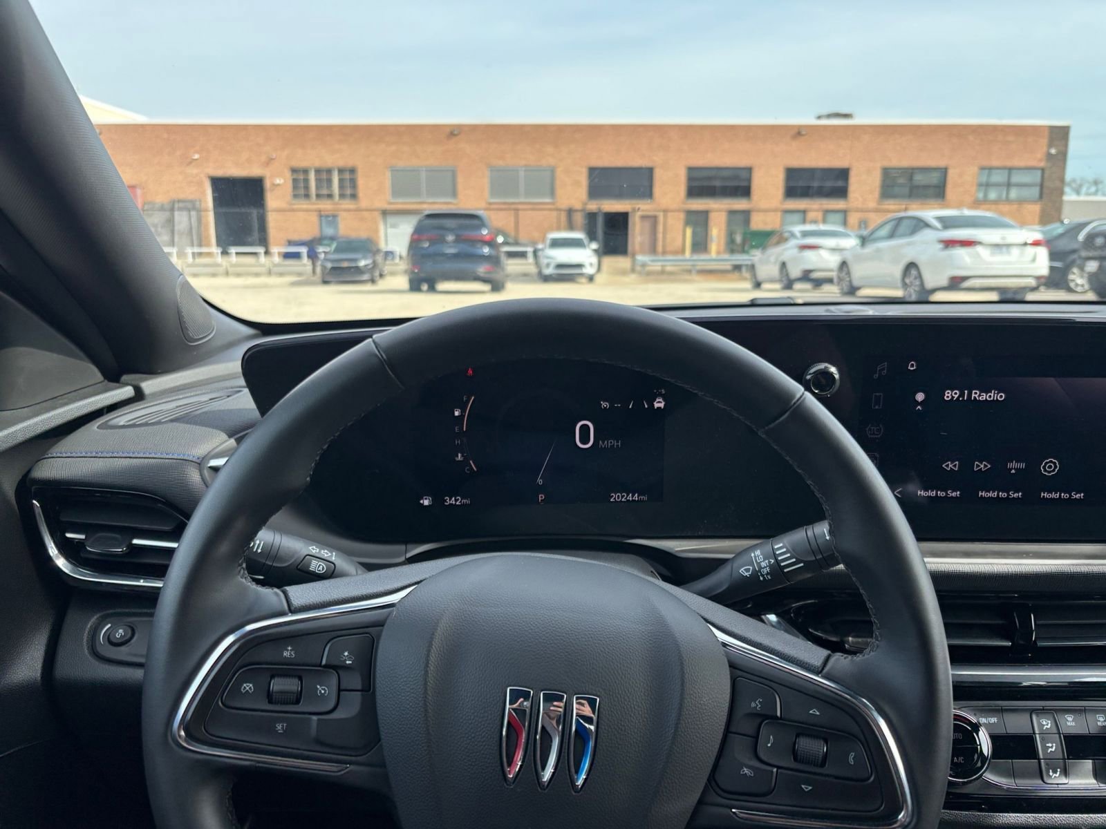 Used 2025 Buick Envista Sport Touring image 33