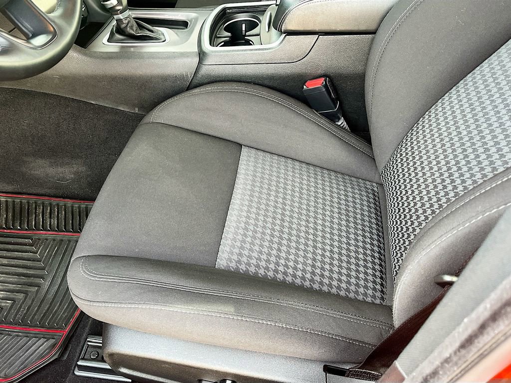 Used 2023 Dodge Charger R/T w/ Cold Weather Package image 18