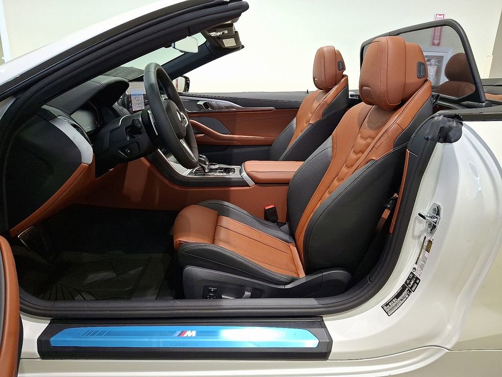 New 2026 BMW 840i xDrive Convertible w/ Comfort Seating Package image 9