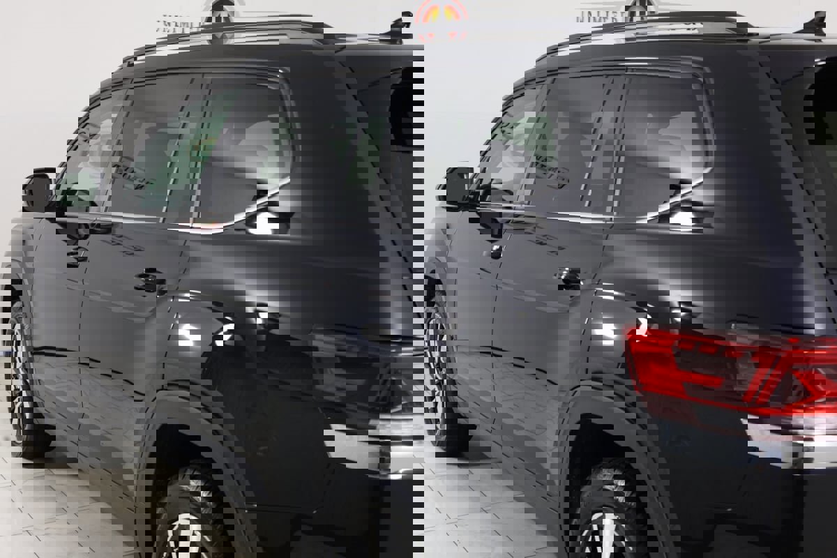 Used 2024 Volkswagen Atlas SE image 43