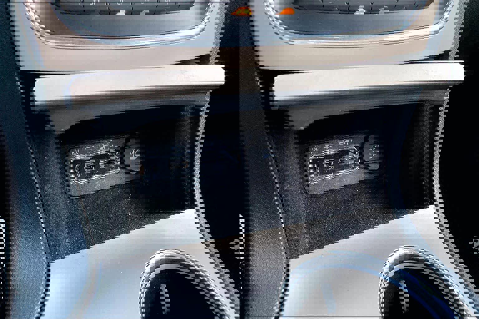 Used 2014 Jeep Grand Cherokee Summit image 32