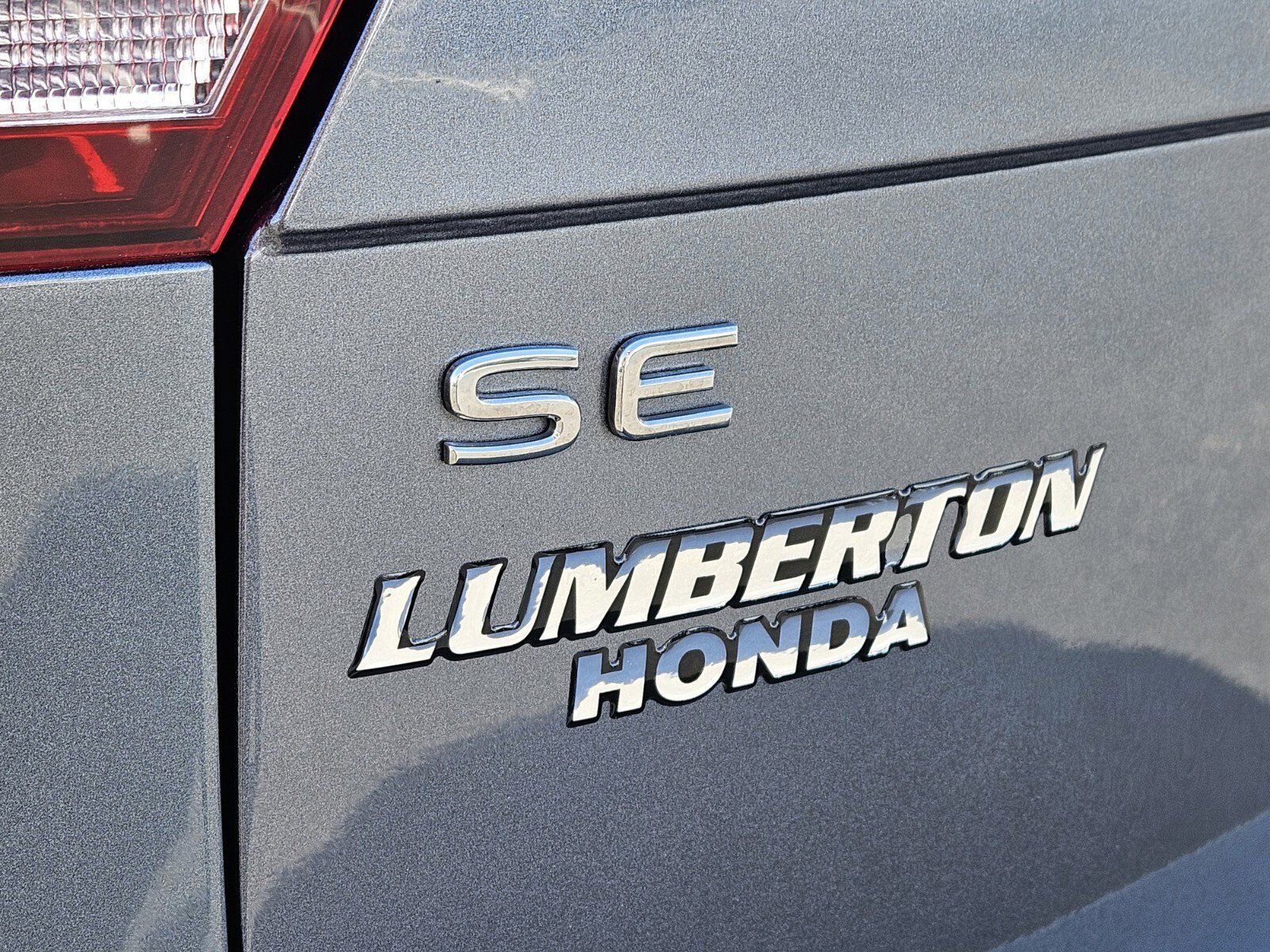 Used 2024 Volkswagen Tiguan SE image 17