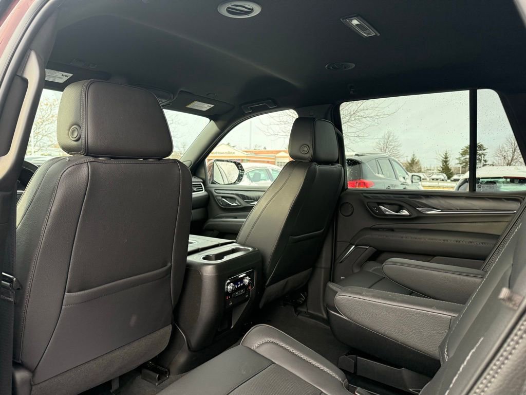 Used 2023 GMC Yukon Denali image 16