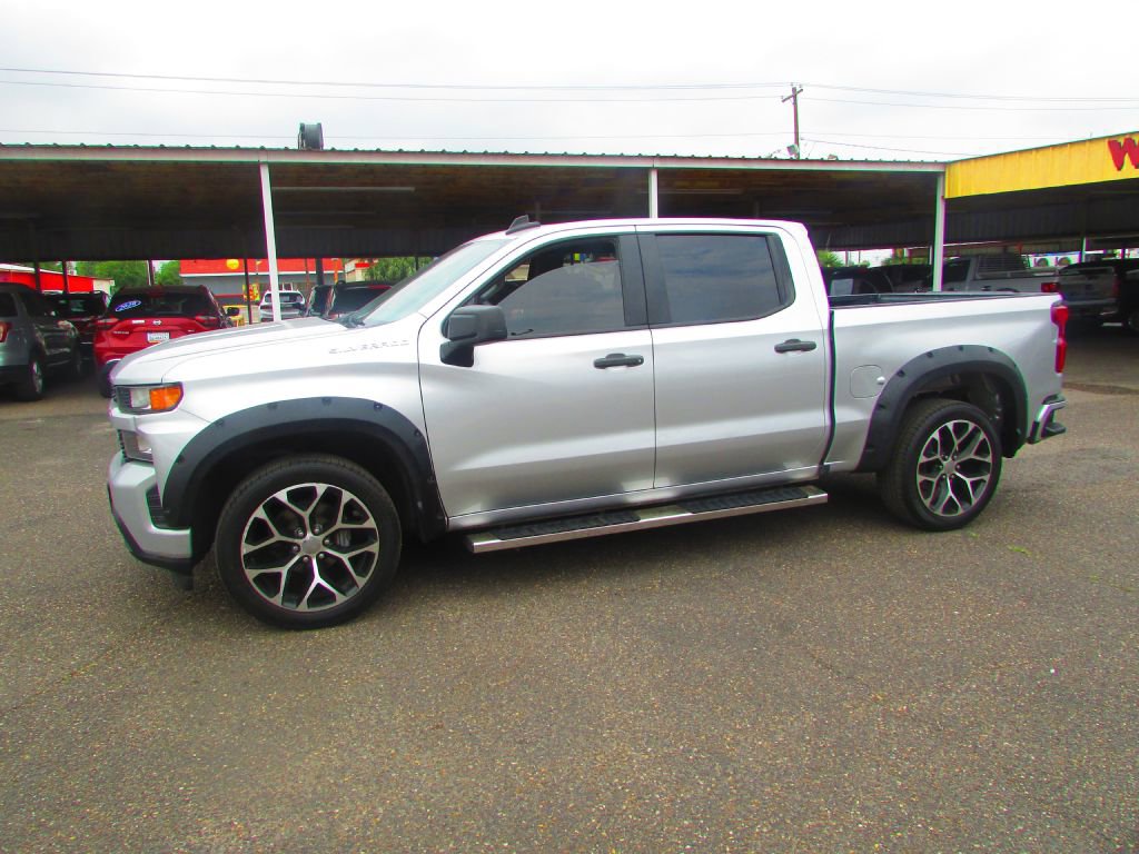 Used 2020 Chevrolet Silverado 1500 Custom w/ Custom Value Package image 12