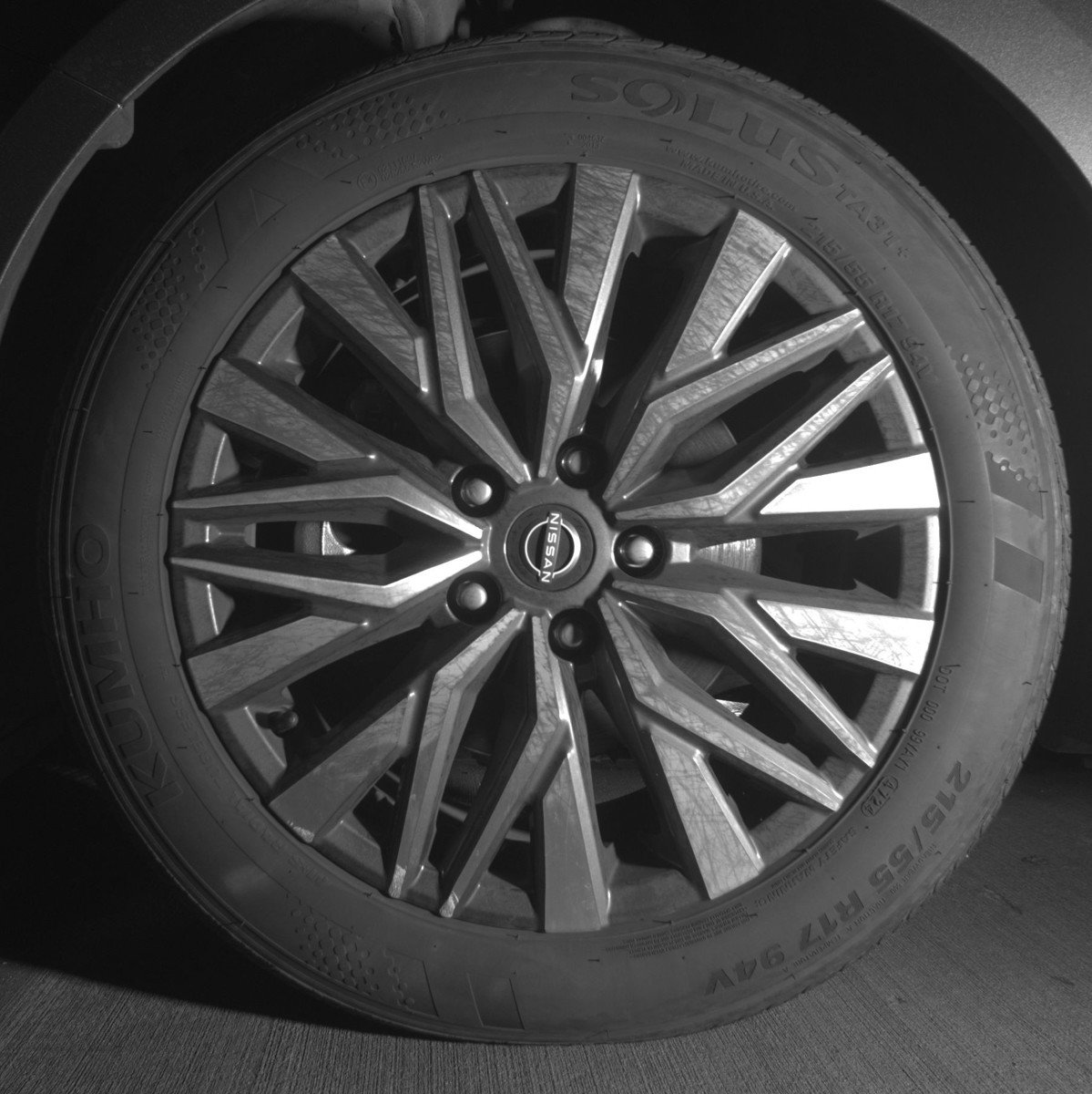 Used 2025 Nissan Altima 2.5 SV image 12