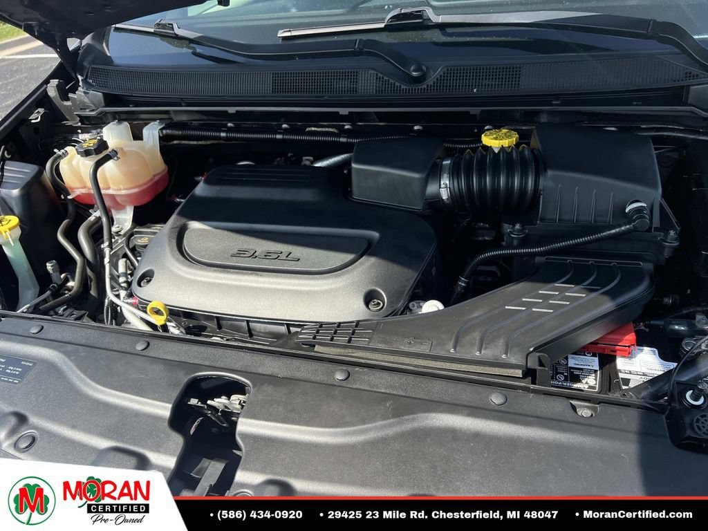 Used 2020 Chrysler Voyager LX FWD image 10