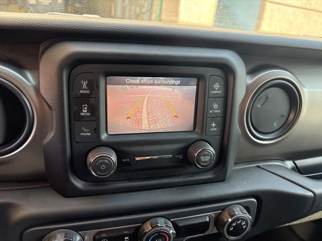 Used 2021 Jeep Wrangler Sport image 16