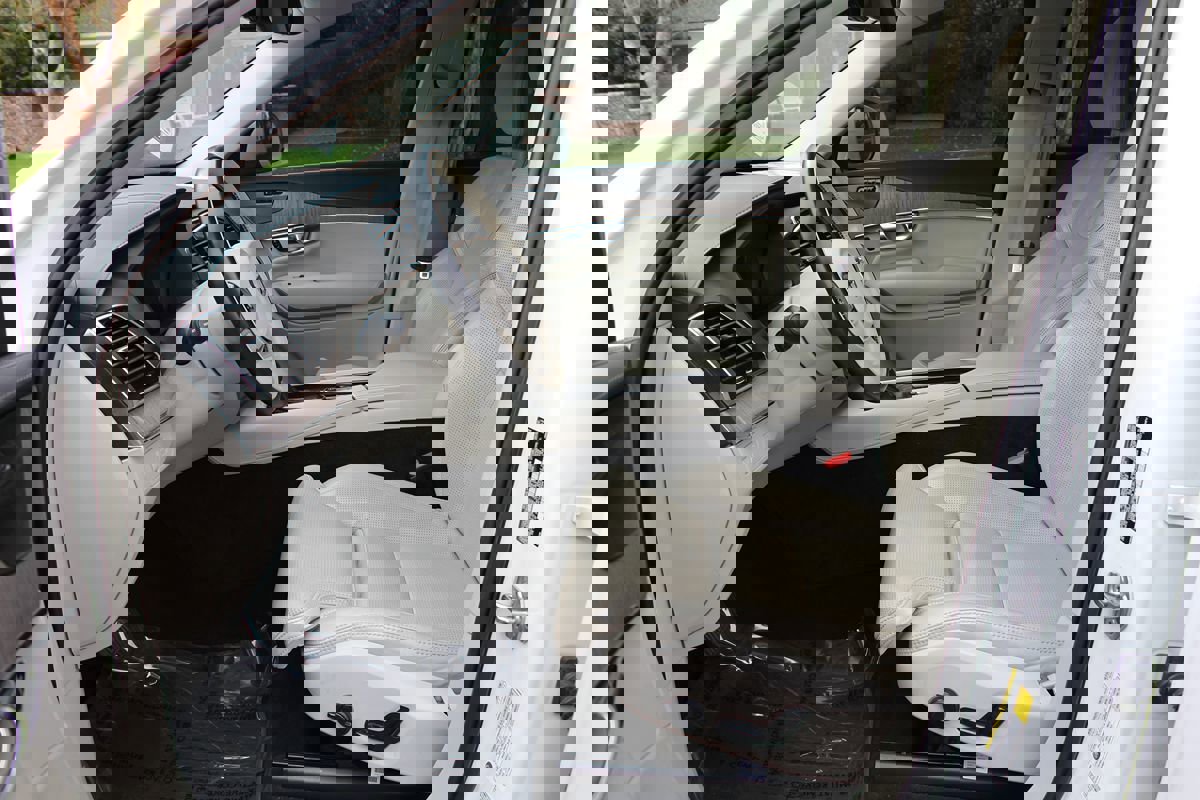 Used 2021 Volvo XC90 T6 Inscription image 9