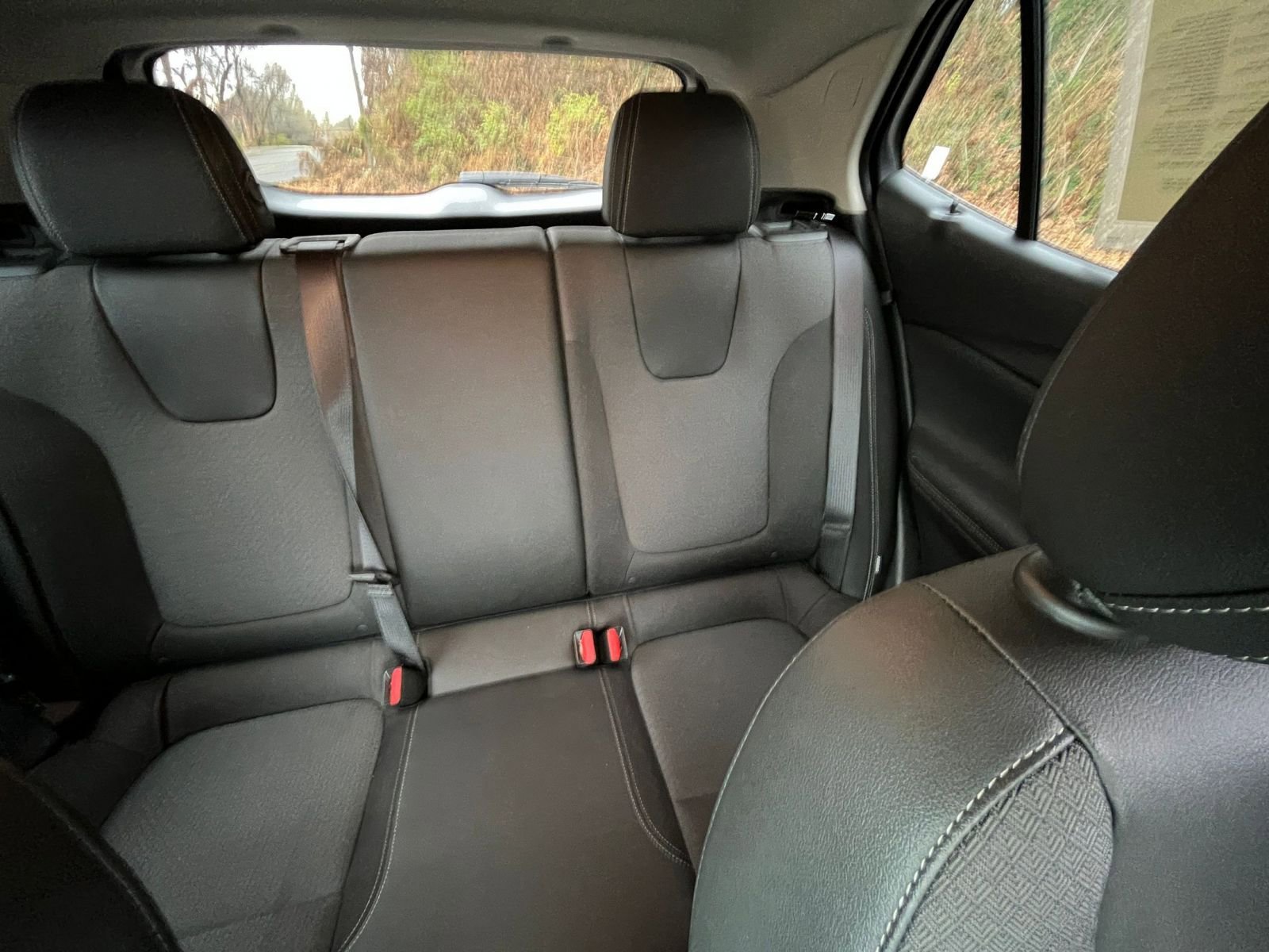 Used 2025 Buick Encore GX Preferred image 31