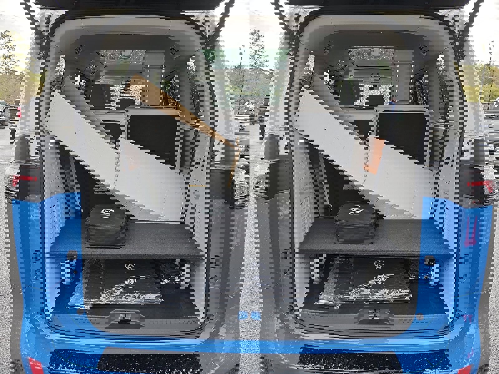 Used 2025 Volkswagen ID. Buzz 1st Edition image 12