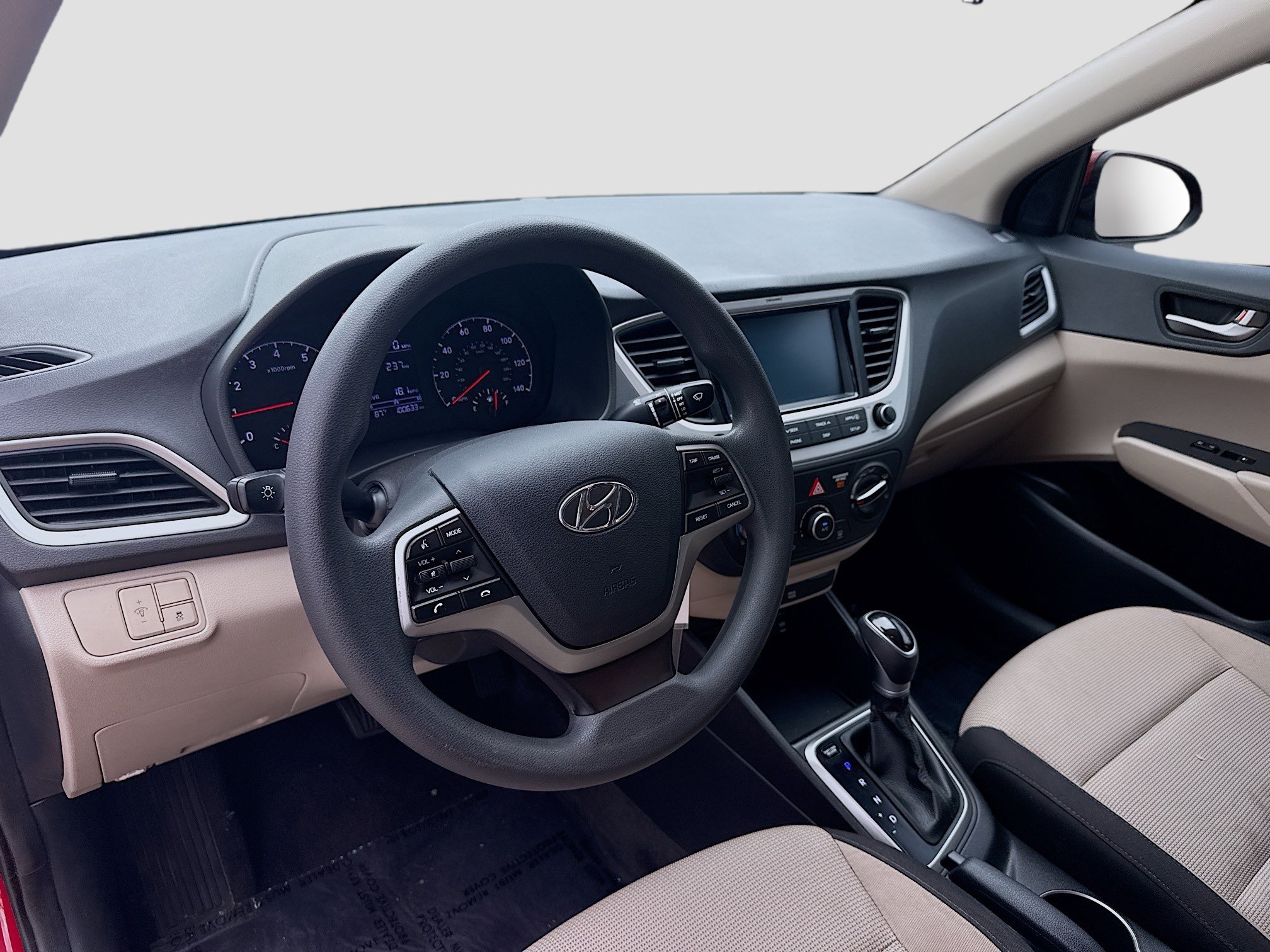 Used 2022 Hyundai Accent SEL FWD image 5