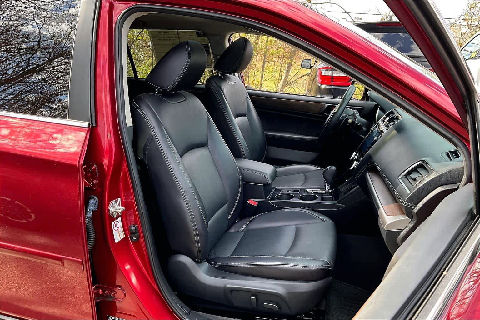 Used 2018 Subaru Outback 2.5i Limited AWD/4WD image 8