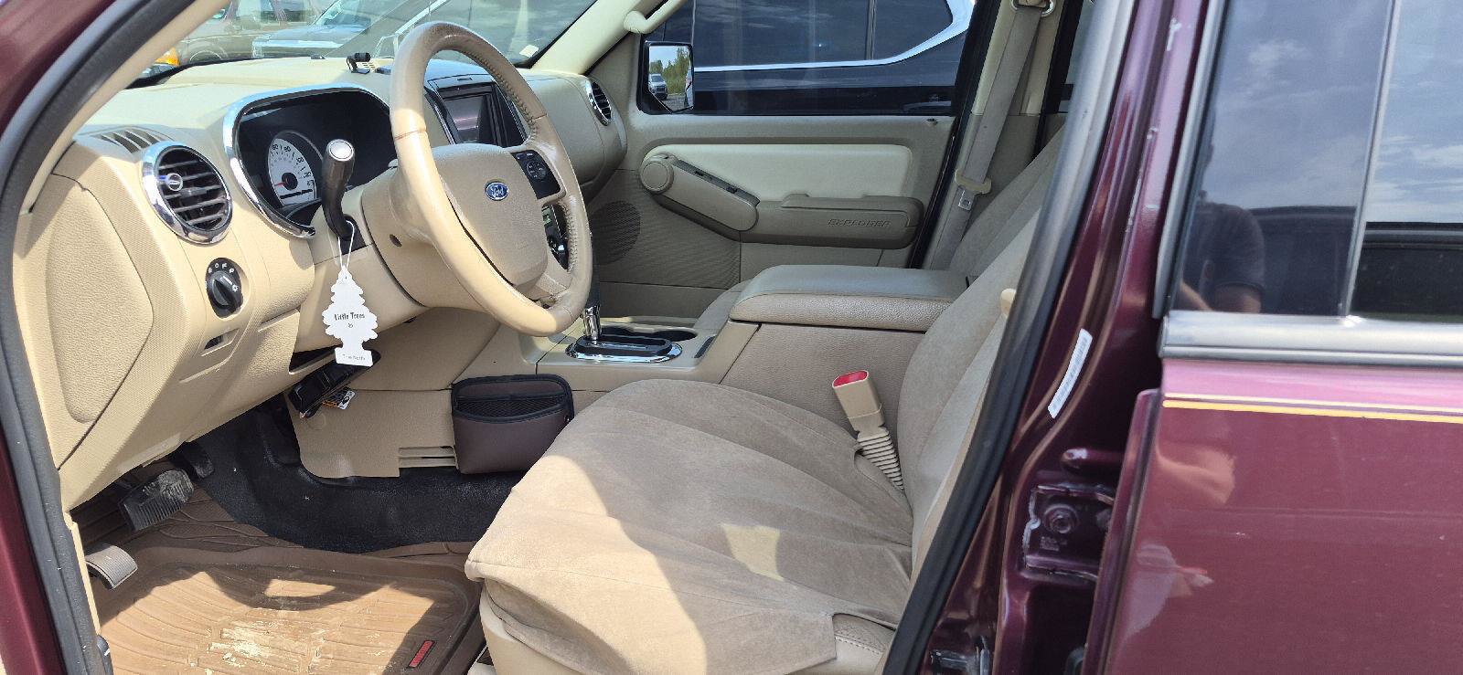Used 2008 Ford Explorer Sport Trac Limited AWD/4WD image 5