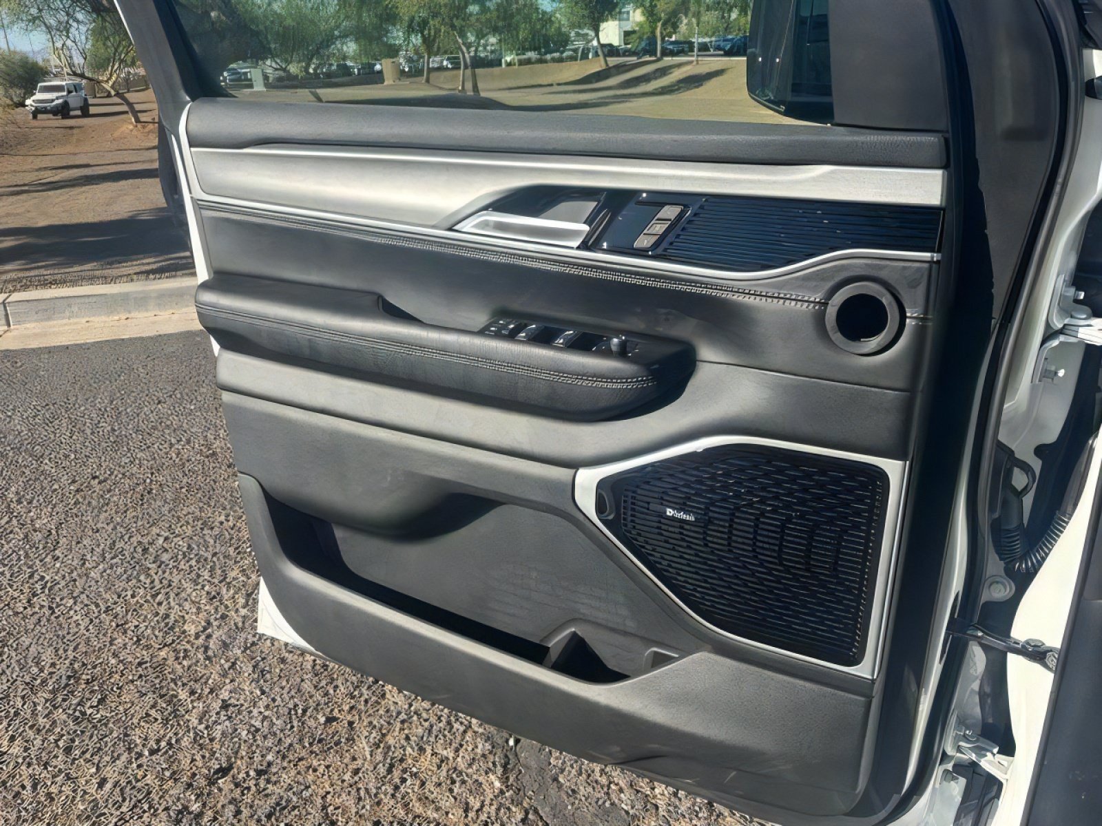 New 2026 Jeep Grand Wagoneer Limited AWD/4WD image 11