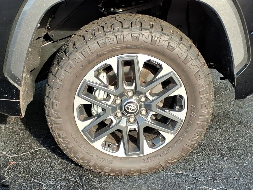 Used 2026 Toyota Tundra Limited image 8