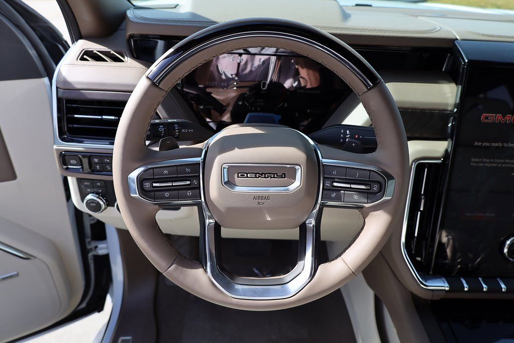 New 2026 GMC Yukon XL Denali w/ Advanced Technology Package image 13