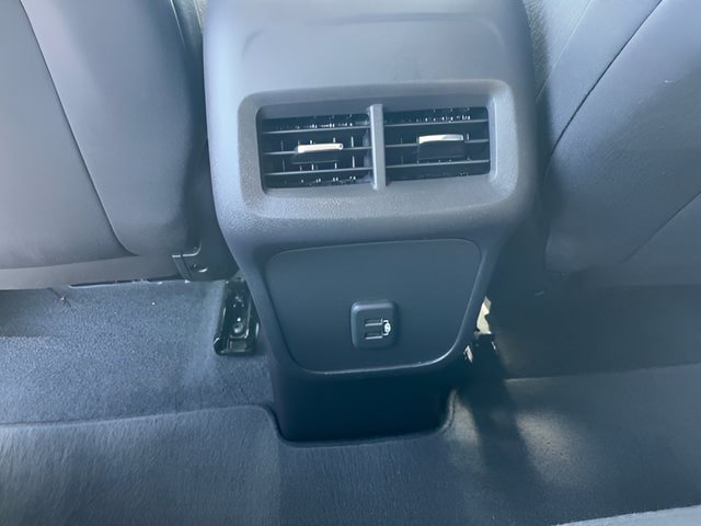 Used 2024 Chevrolet Equinox LT AWD/4WD image 28