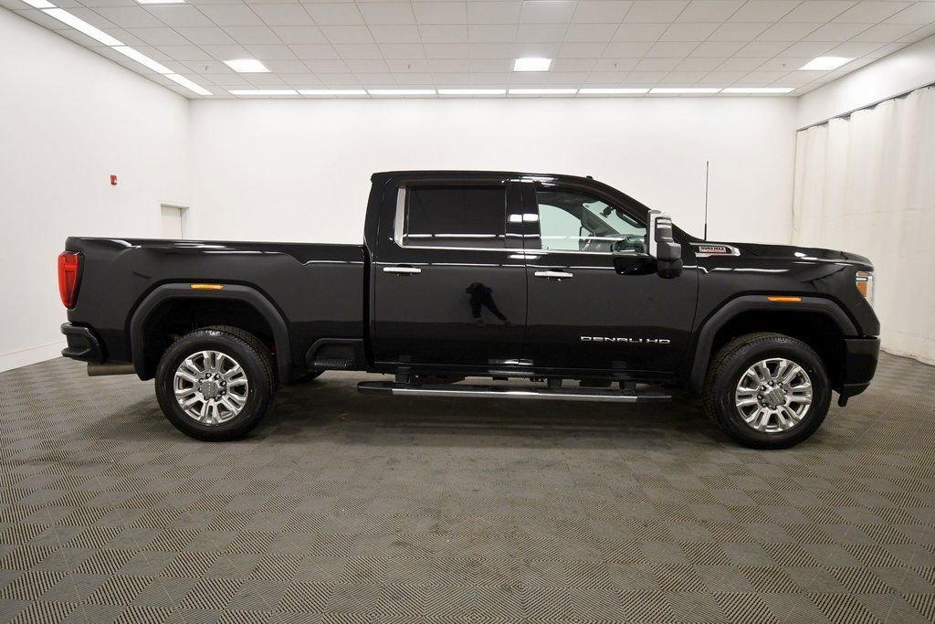 Used 2020 GMC Sierra 3500 Denali w/ Denali Ultimate Package image 8
