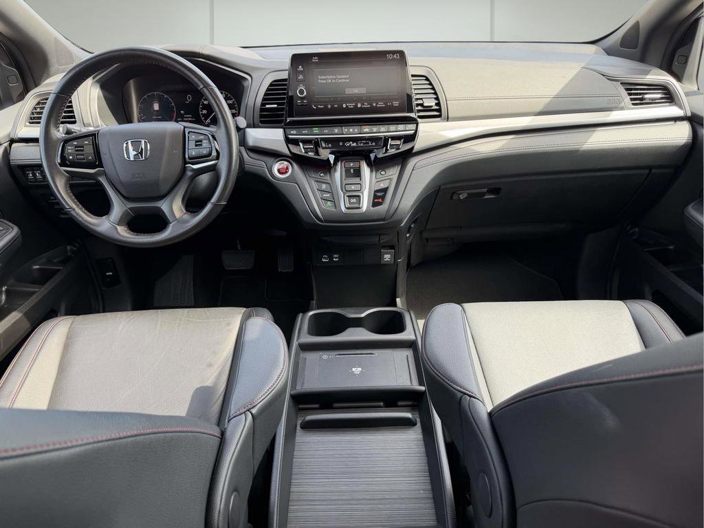 Used 2025 Honda Odyssey Sport-L image 2