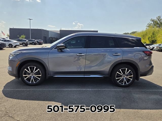 Used 2023 INFINITI QX60 Sensory w/ Vision Package FWD image 2