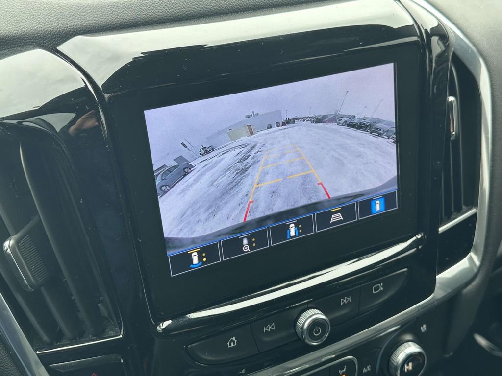 Certified 2023 Chevrolet Traverse Premier w/ LPO, Floor Liner Package image 26