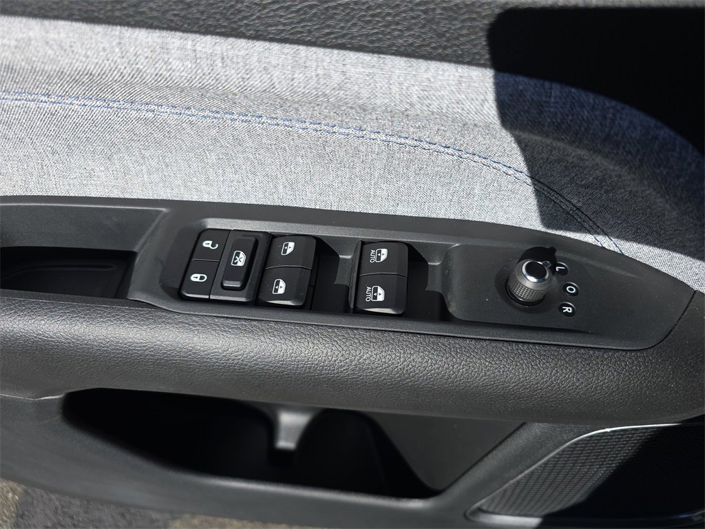 New 2026 Jeep Compass Latitude image 29