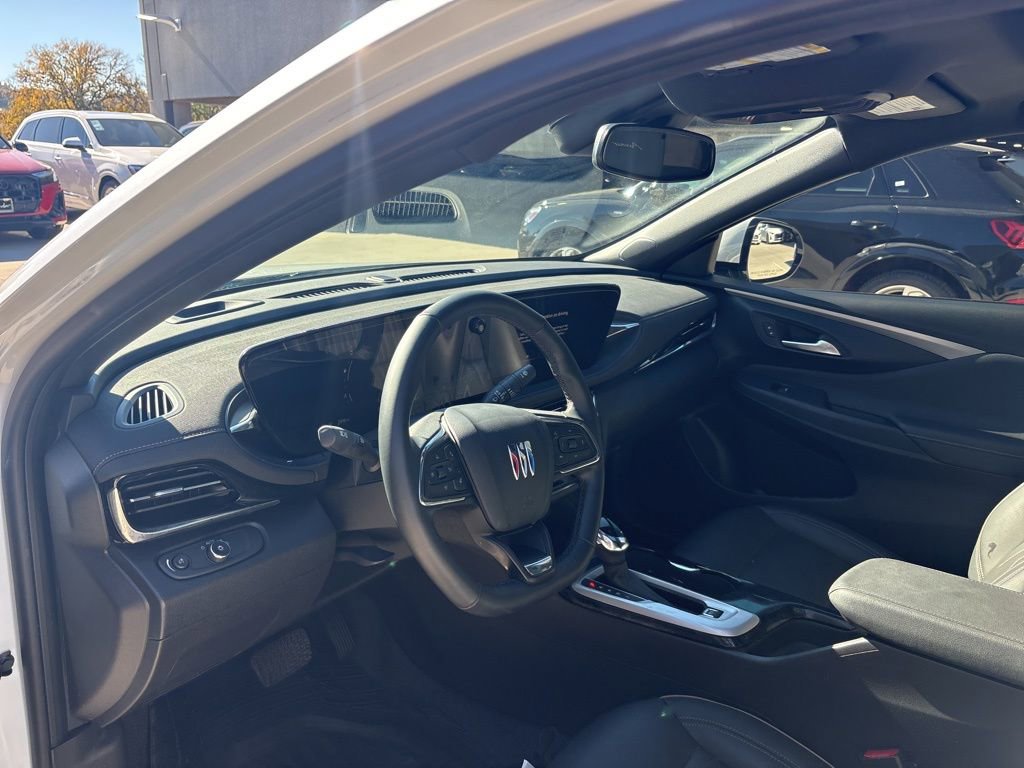 Used 2025 Buick Envista Avenir image 12