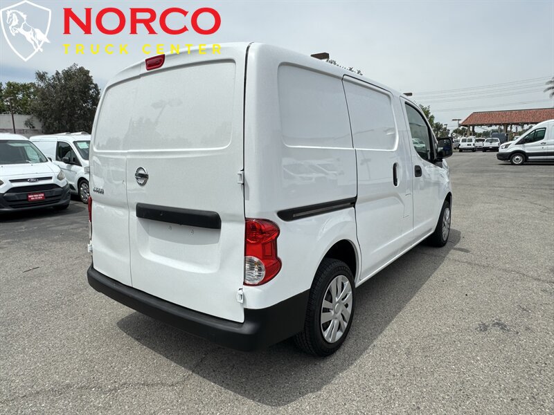 Used 2021 Nissan NV200 S FWD image 12