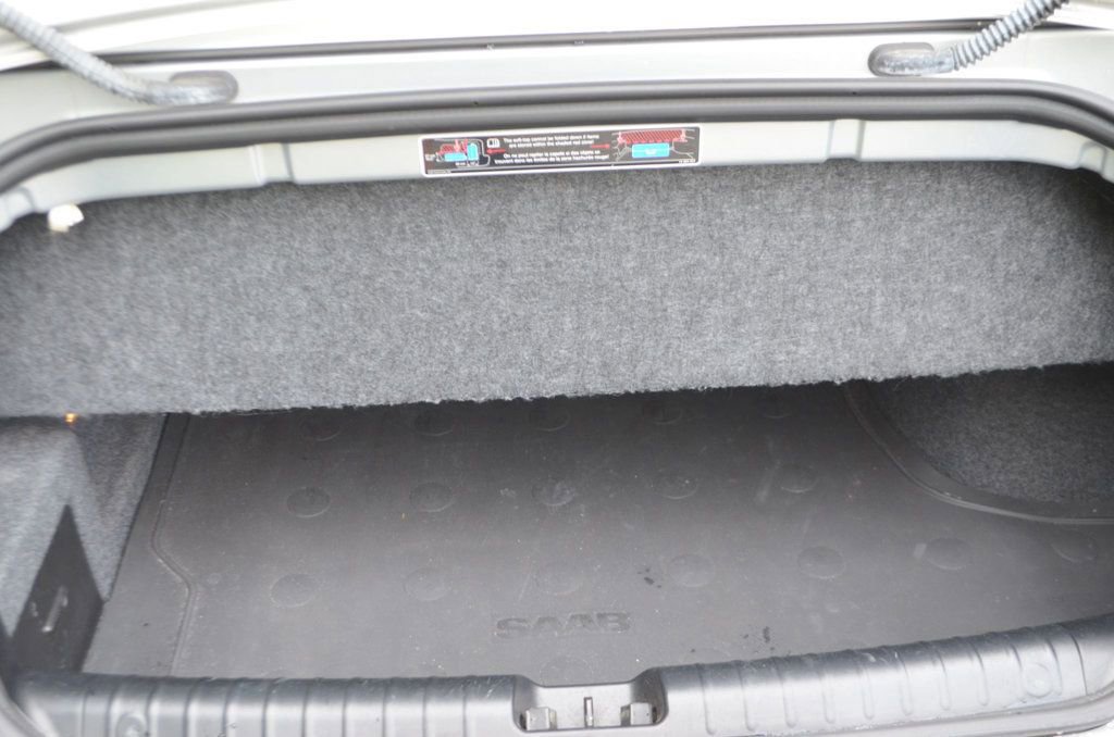 Used 2007 Saab 9-3 Aero w/ Touring Pkg image 9