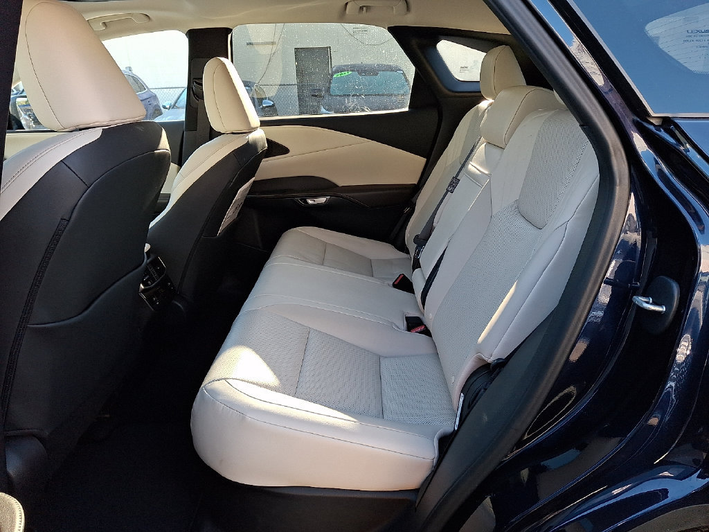 Used 2024 Lexus RX 350 Premium w/ Accessory Package (Z1) AWD/4WD image 10